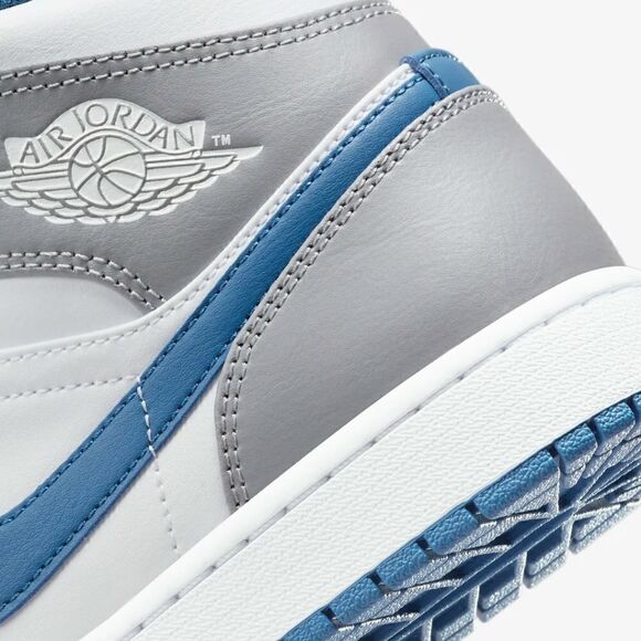 Brand New Jordan 1 men's Cement True Blue 2022 size 10.5 gray  100% Authentic - Picture 9 of 9